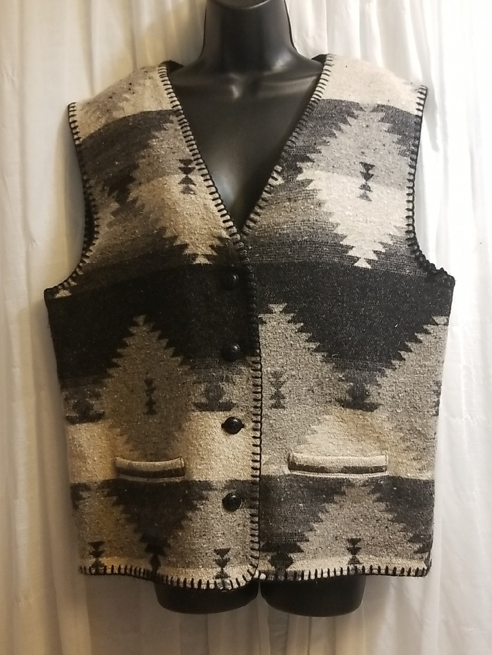 Vintage 90's Aztecan Patterned  Wool Blend Vest
